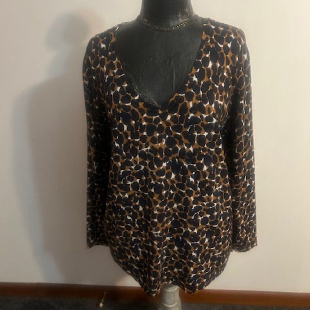 Chico's Leopard Print Blue/Brown/White V-neck sweater, size L